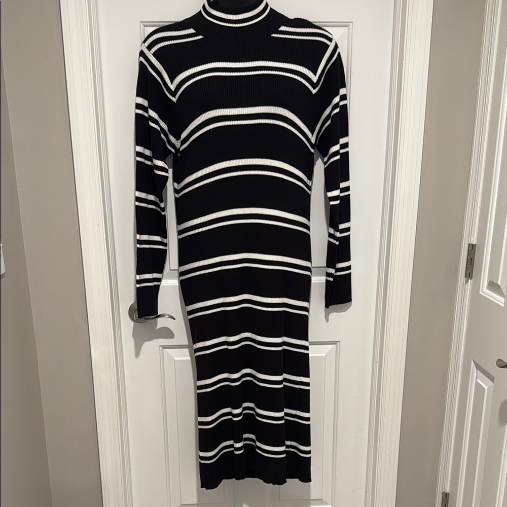 Eloquii Maxi Black and White Striped Sweater Dress | 22/24